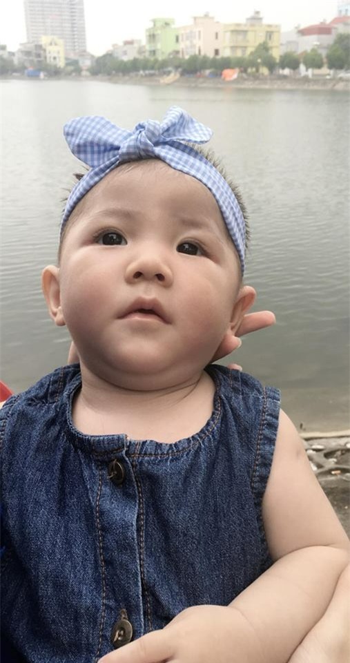 hinh anh be 14 thang nang 35kg s